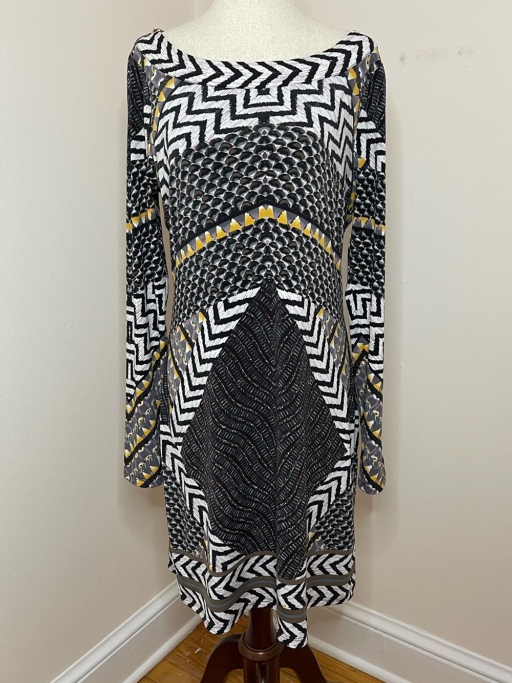 Hale Bob Printed Shift Dress Sz M Black White Gold Long Sleeve
